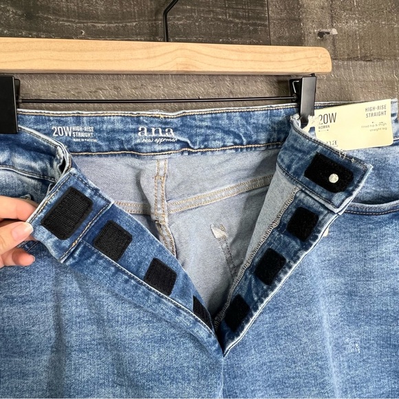 NWT a.n.a 20W Blue Straight Leg Jeans Classic Denim Velcro Closure - Picture 3 of 8